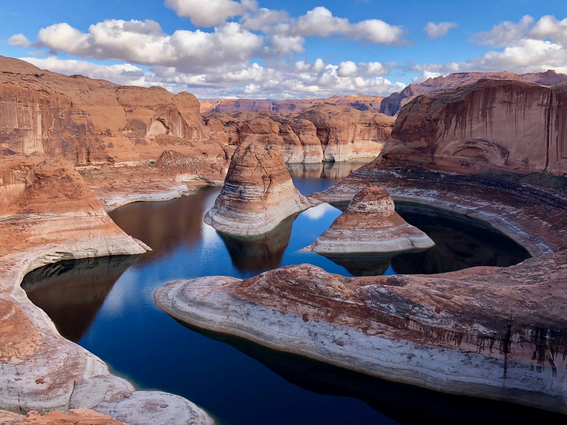 Traveling to Reflection Canyon: A Hidden Adventure in the American Southwest